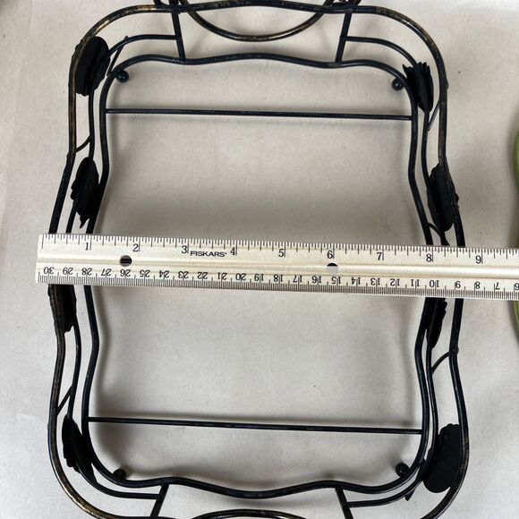 Temp-tations by Tara PETALS Ovenware‎ Metal Basket  & Trivet - Picture 9 of 9